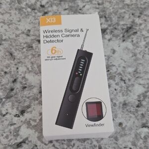 New Wireless Signal & Hidden Camera Detector - Black
